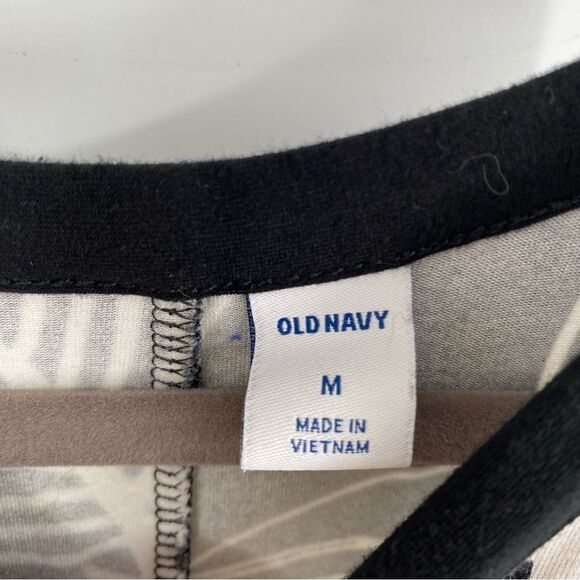 Old Navy Women’s High Halter Neck Sleeveless Mini Tropical Print Dress size M - Picture 2 of 3